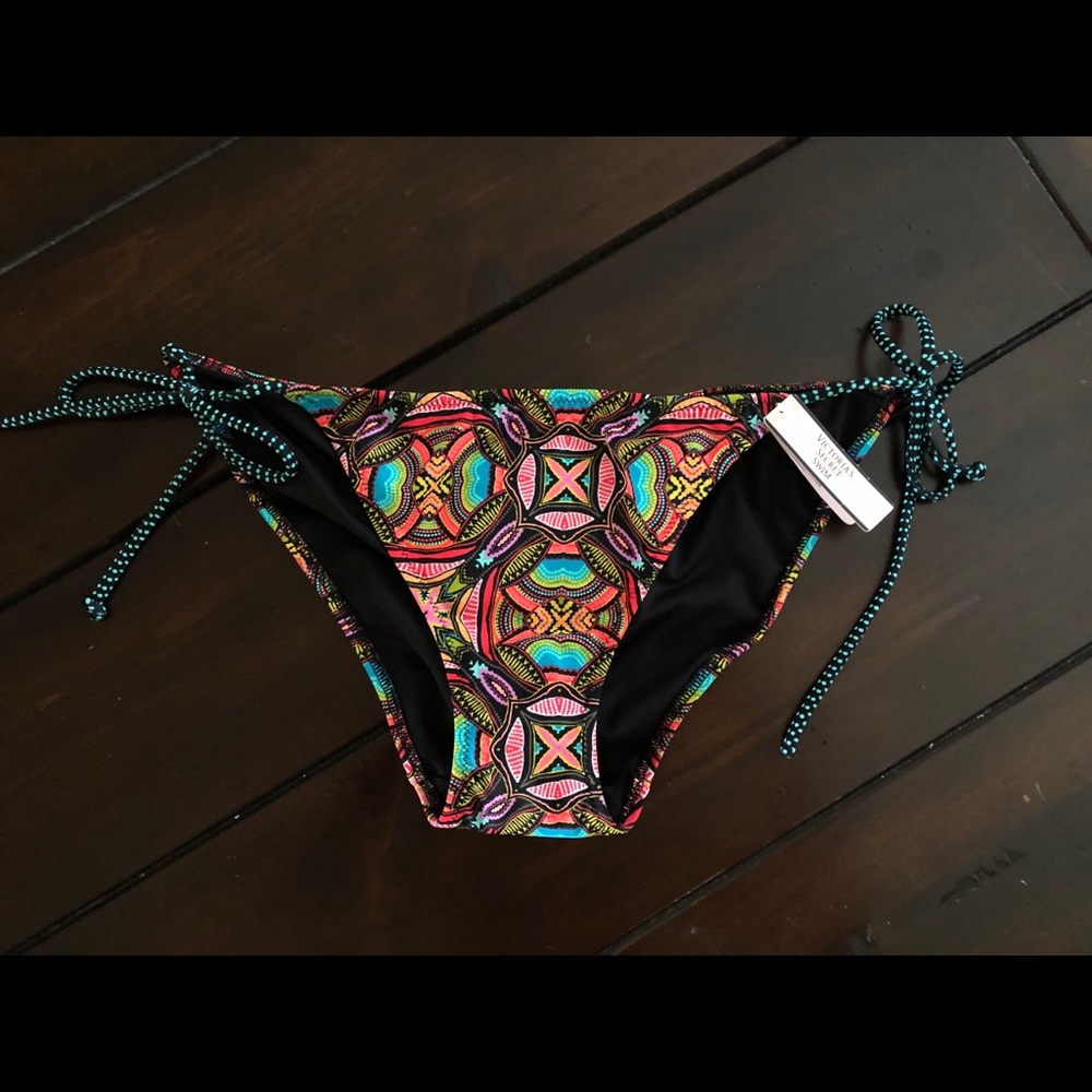 Bikini bottom